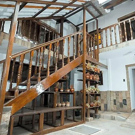 Emilia Hotel